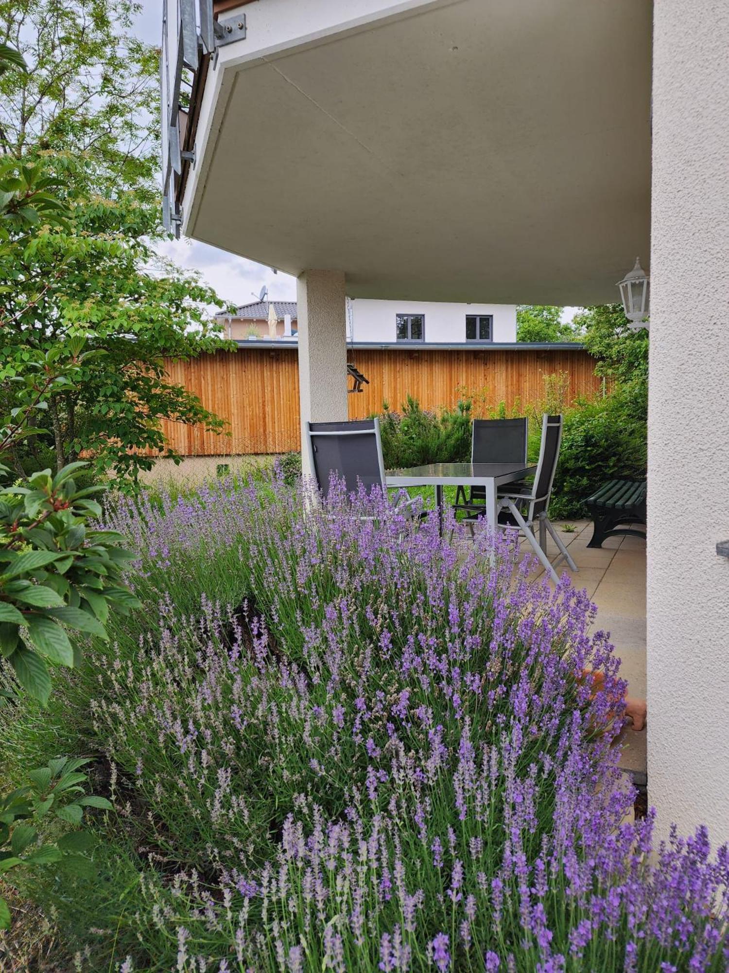 Ferienwohnung Julija Riedheim Hilzingen Exterior photo